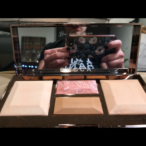 BECCA Other - NEW BECCA PALETTE  Be A Light